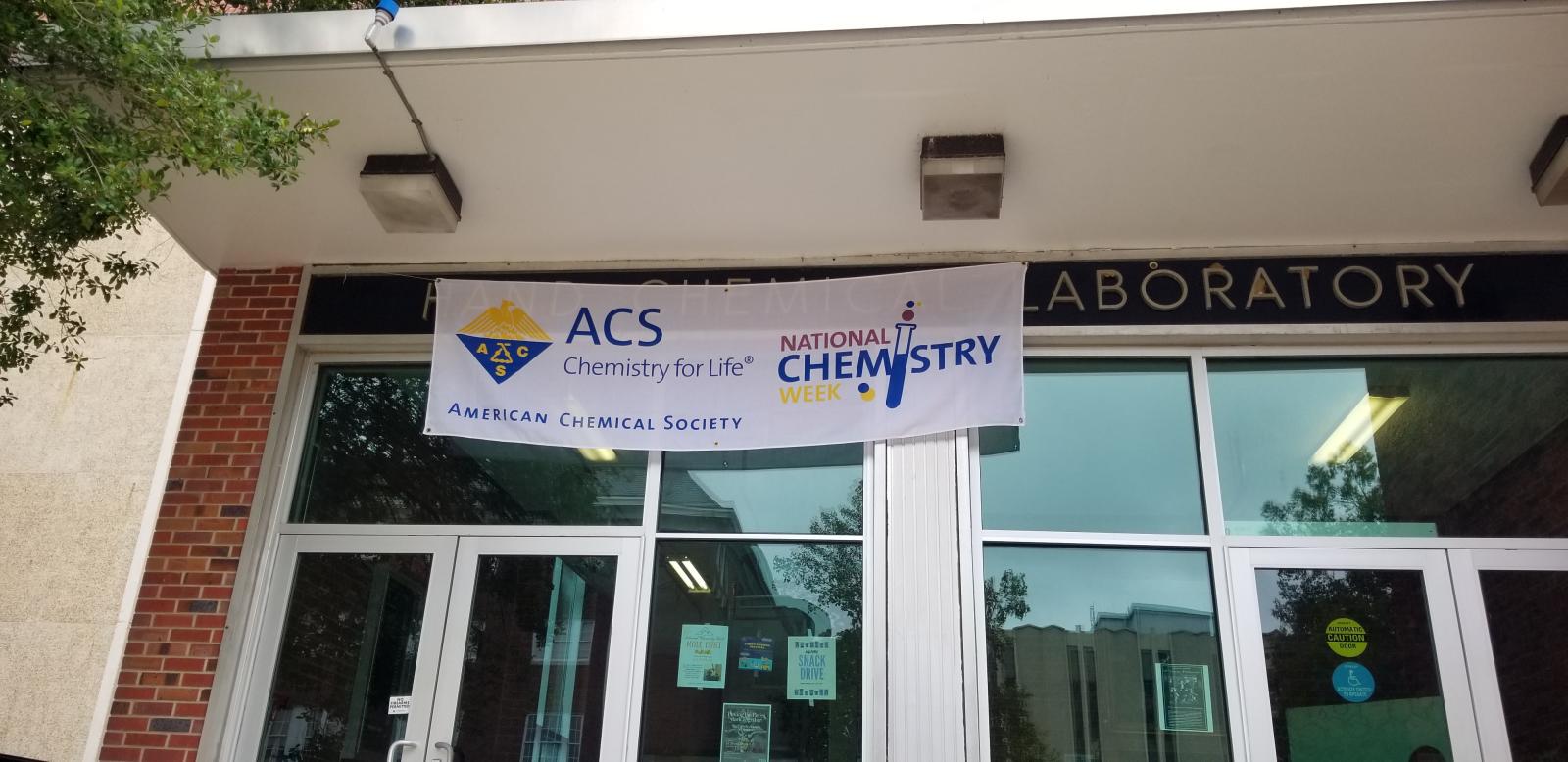 Hanging up banners for National Chemistry Week 2023