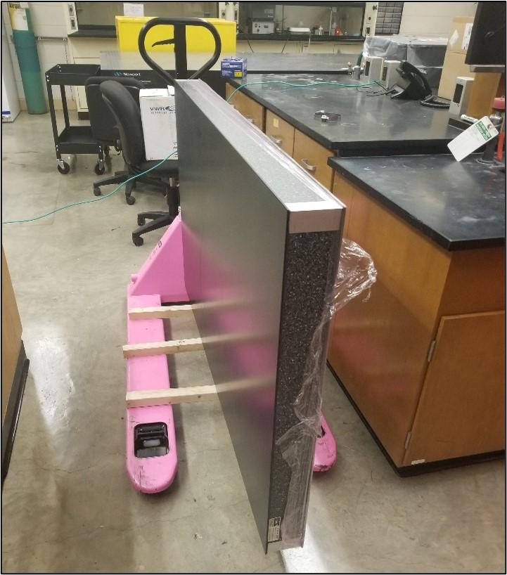 Moving small dampening table to Hand Lab 2222